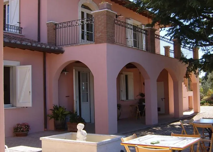 ファームステイ San Giovanni Al Monte Collazzone